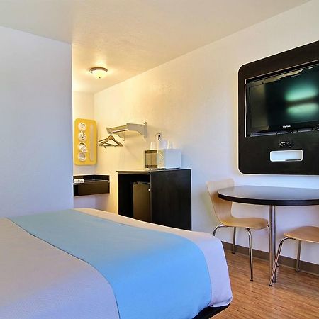 Motel 6-Carlsbad, Nm Экстерьер фото