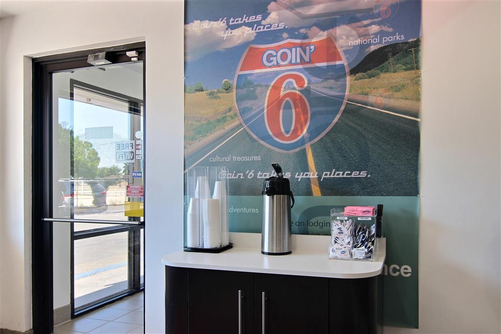 Motel 6-Carlsbad, Nm Интерьер фото